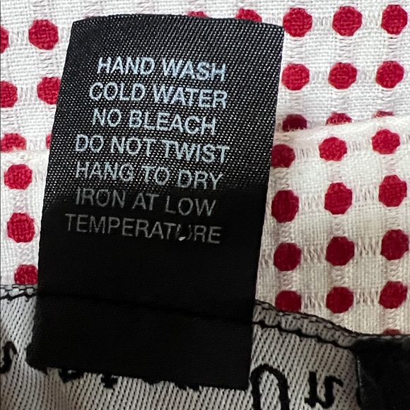 Chic Red and White Polka Dot  A-Line Skirt - Picture 12 of 12